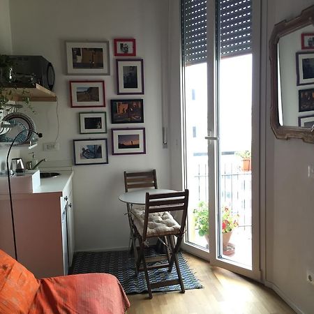 Up To Seven Bed and Breakfast Milano Værelse billede