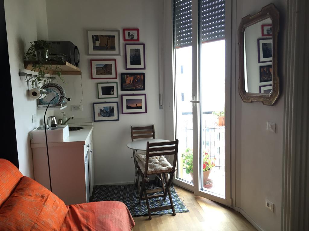 Up To Seven Bed and Breakfast Milano Værelse billede