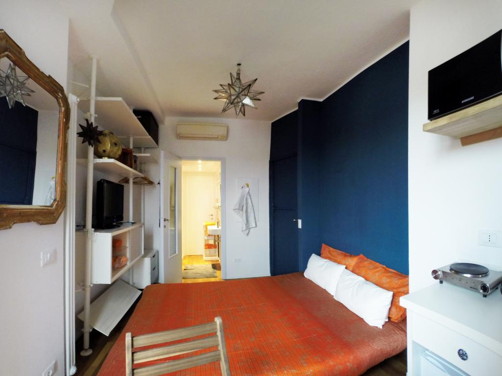 Up To Seven Bed and Breakfast Milano Eksteriør billede